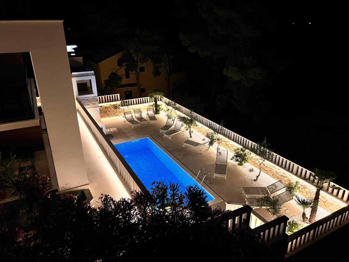 Luxury Beachfront Villa Carlisa Čiovo Екстериор снимка