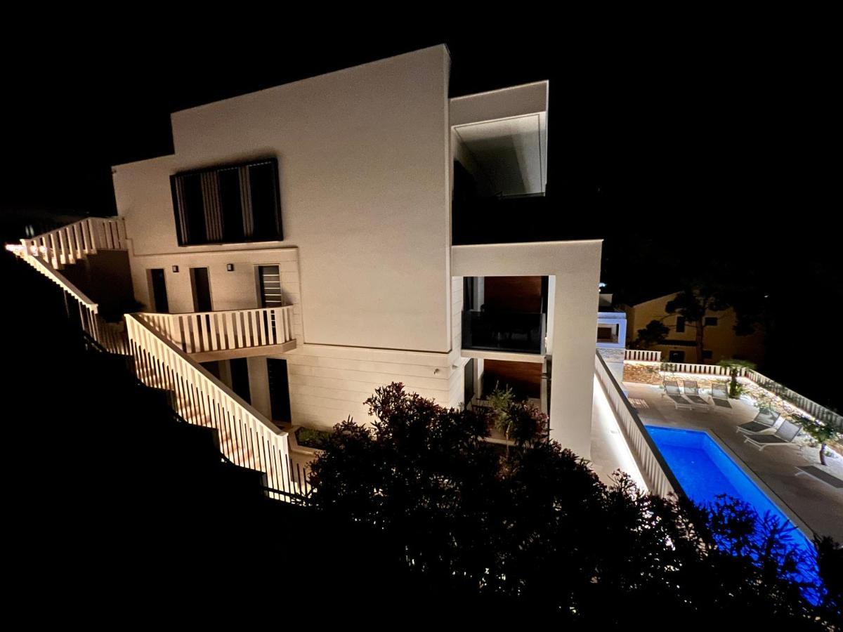 Luxury Beachfront Villa Carlisa Čiovo Екстериор снимка